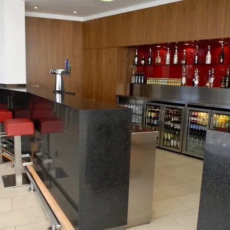 Express City, An Ihg 3*