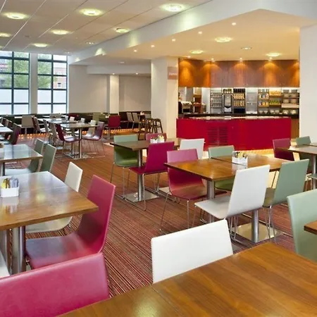 Hotel Express City, An Ihg London