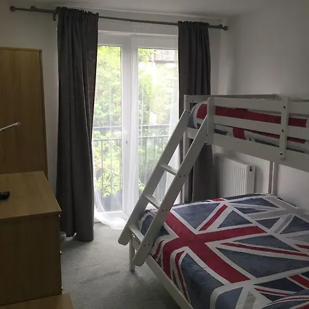 Guest house Devon House London