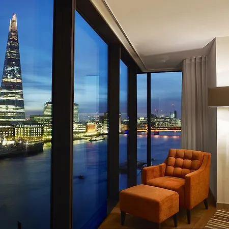 Cheval Three Quays At The Tower Of Aparthotel