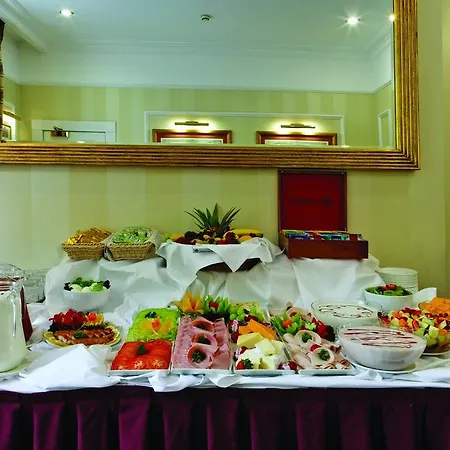 Grange Clarendon 4*