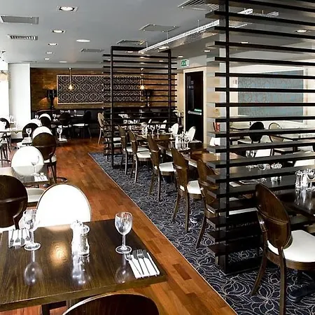 Premier Inn London Euston Hotel 3*