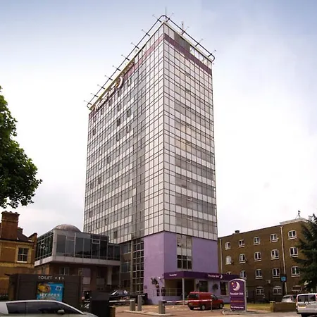 Premier Hammersmith Hotel 3*