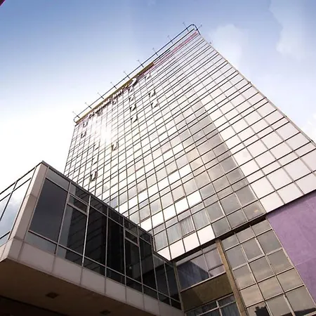 Premier Hammersmith 3* London