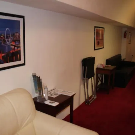 Hotell Marisa 2*