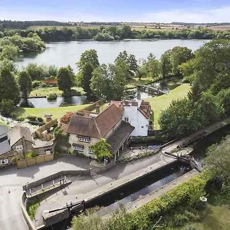 Jack's Mill Bed & Breakfast Harefield