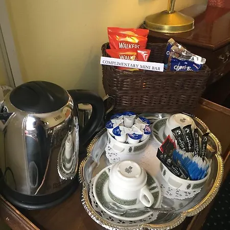 Bed & Breakfast Albany 2*