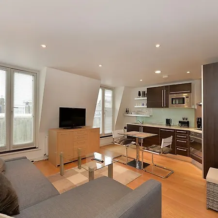 Apartment 101 Lexham Gardens Apt. 9