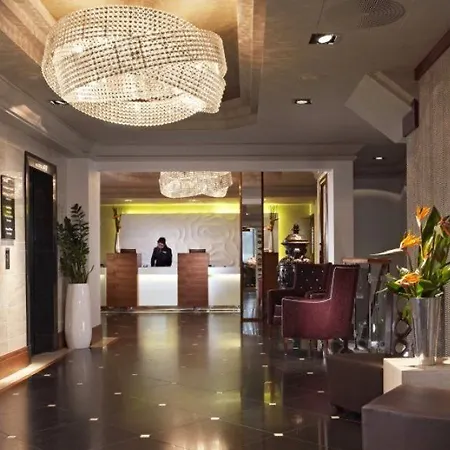 Thistle Hyde Park Kensington Gardens Hotel 4*