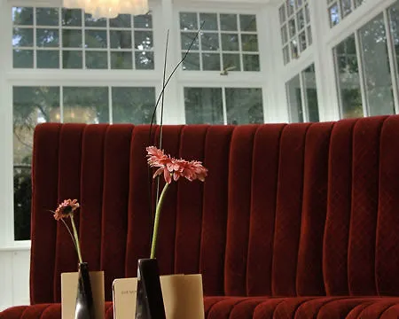 Hotel Nh Kensington 4*