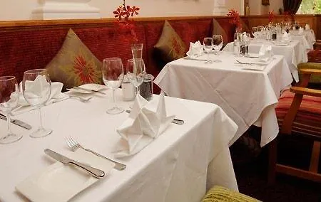 Hotel Thistle Hyde Park Lancaster Gate 4*
