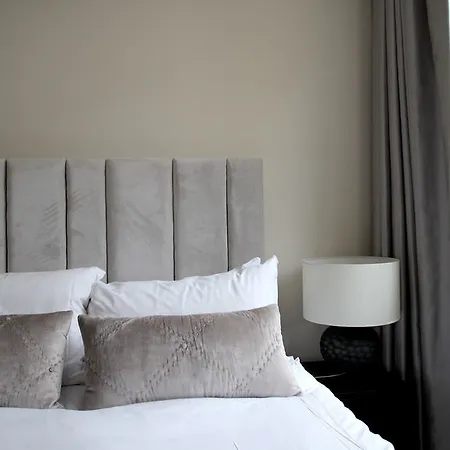 Apartment Chancery Lane London