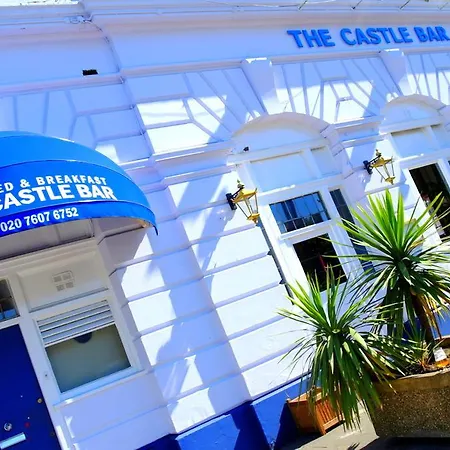 The Castle Bar Bed & Breakfast 2*