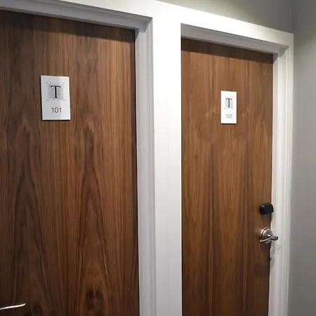 Hotel The Tudor 3*