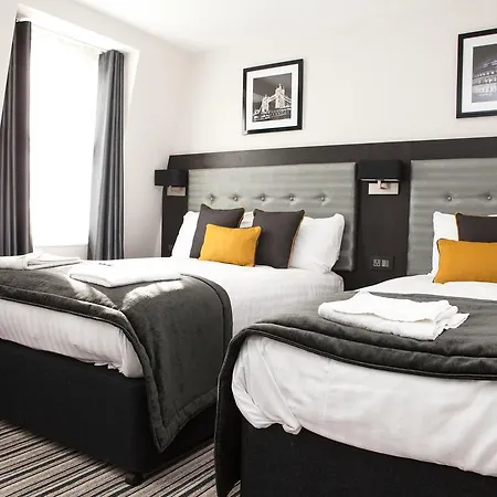 The Tudor Hotel 3*