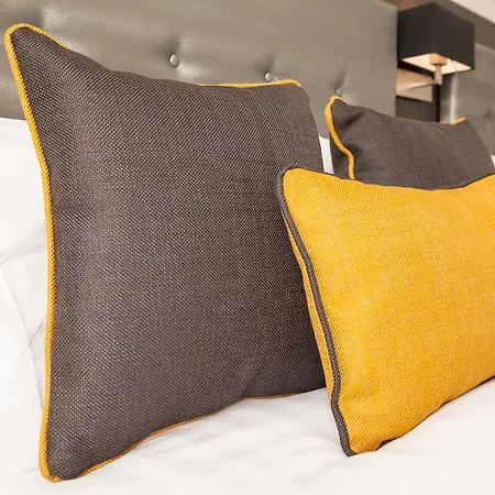 The Tudor Hotel 3*