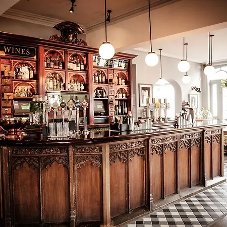 The Queen's Head