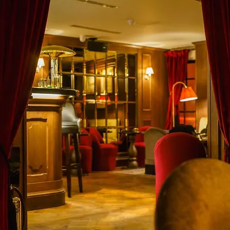 Mimi's Soho 4*