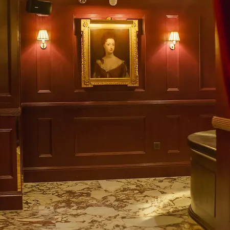 Mimi's Soho 4*
