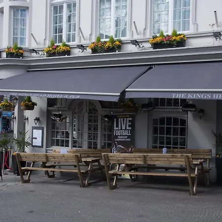 Hotel The Kings Head 4*