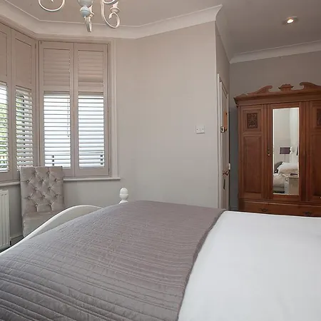 Packfords 3*
