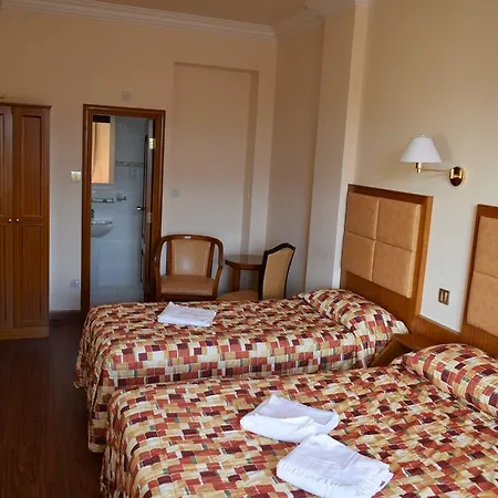 Otel Leigham Court