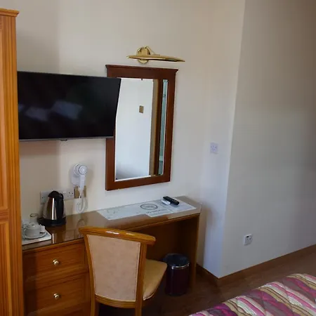 Otel Leigham Court