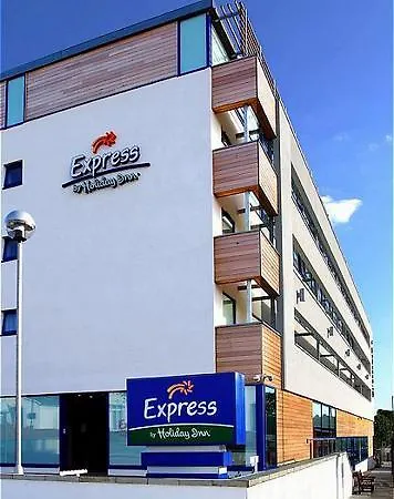 伦敦戈尔德斯格林智选假日酒店 酒店