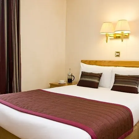Western Burns Kensington 3*