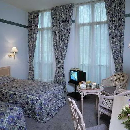 The Cranley Otel