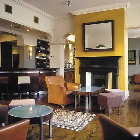 Crown Moran Отель 4*