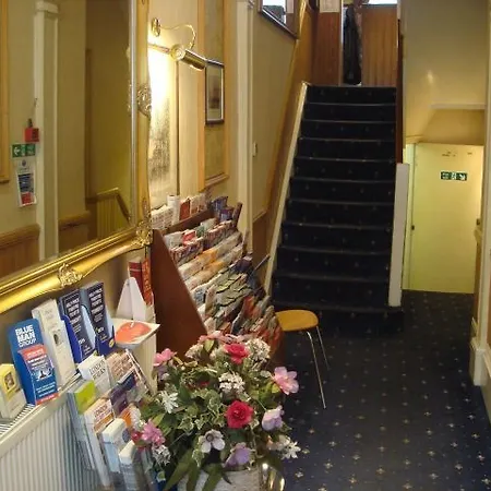 Upper Berkeley Hotel 3*