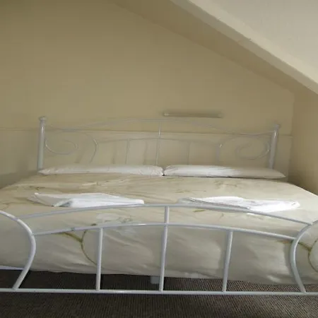 Five Kings Bed & Breakfast 2*