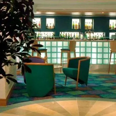 酒店 伦敦希思罗机场美居酒店