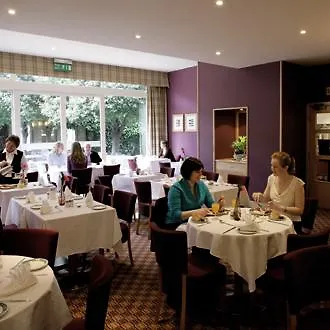 Imperial 3* ロンドン