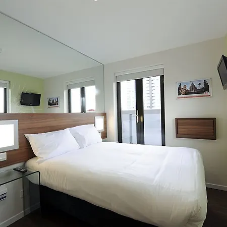 Otel Point A Westminster Londra