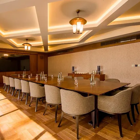 Devonshire Club & לונדון