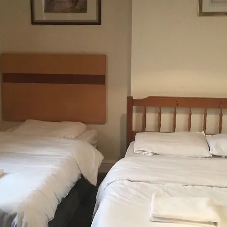 Shelton Hotel, Finsbury Park