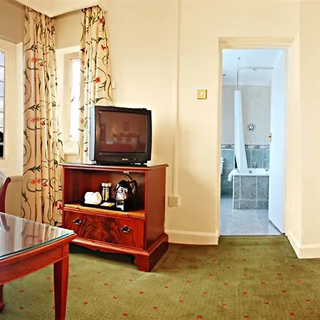 Birch Selsdon 4* Croydon