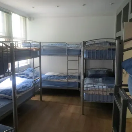 4 Star Piccadilly Отель Лондон