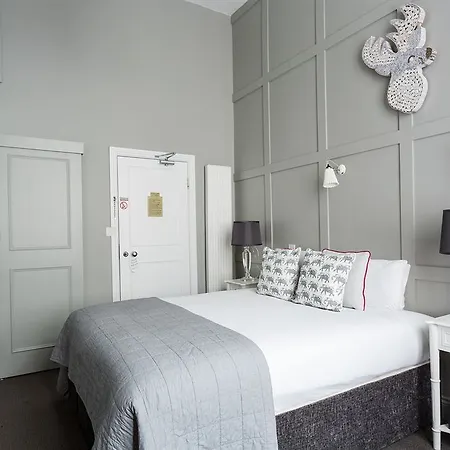 Georgian House Hotell