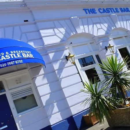 Bed & Breakfast The Castle Bar
