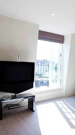 Kennington Bed & Breakfast 4*