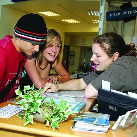Hostel Yha Thameside *