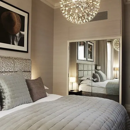 The Athenaeum & Residences Londra