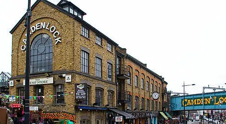 Хостел One Camden *