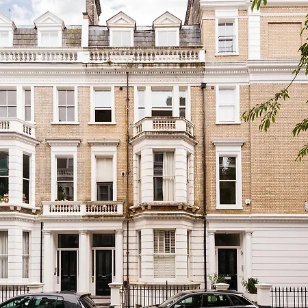 The Linden Gardens * London