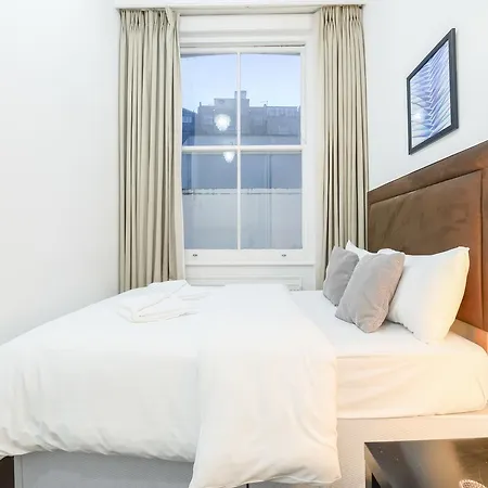 Knightsbridge Apartments