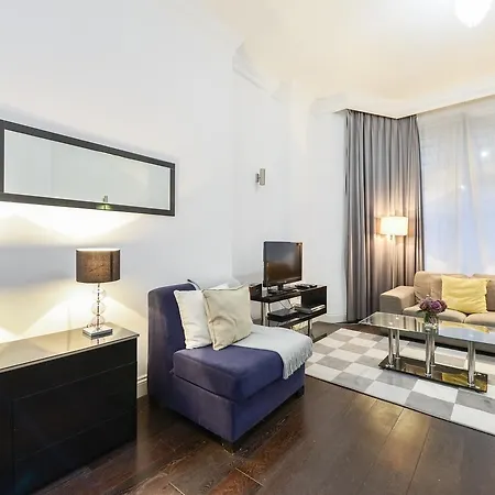 Knightsbridge Apartments Apartment