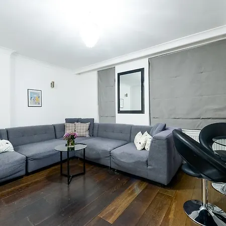 Knightsbridge Apartments Apartment London